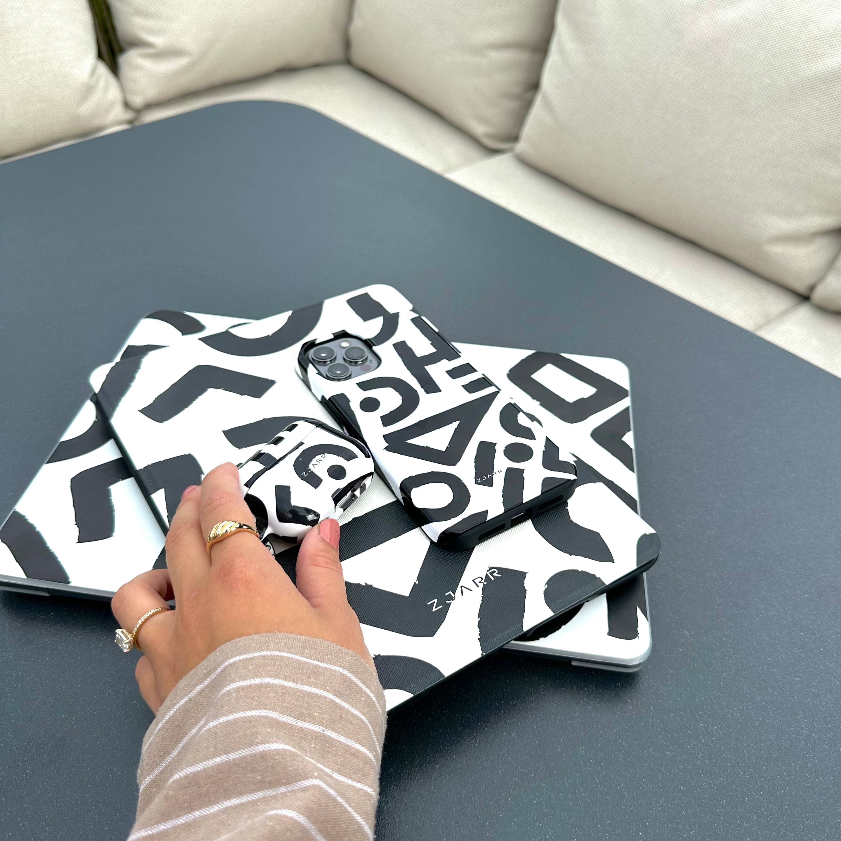 RANDOM IPAD CASE